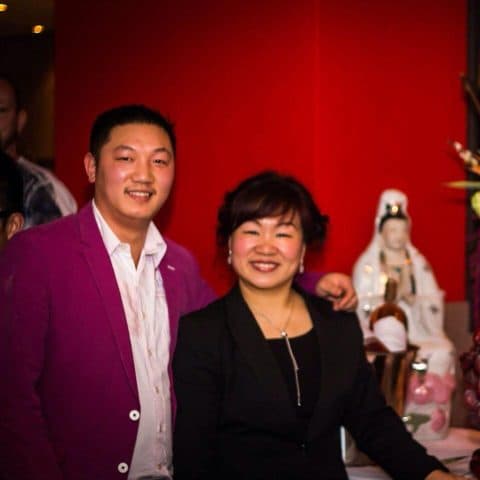 De eigenaren van De Chinese Muur in Egmond aan Zee